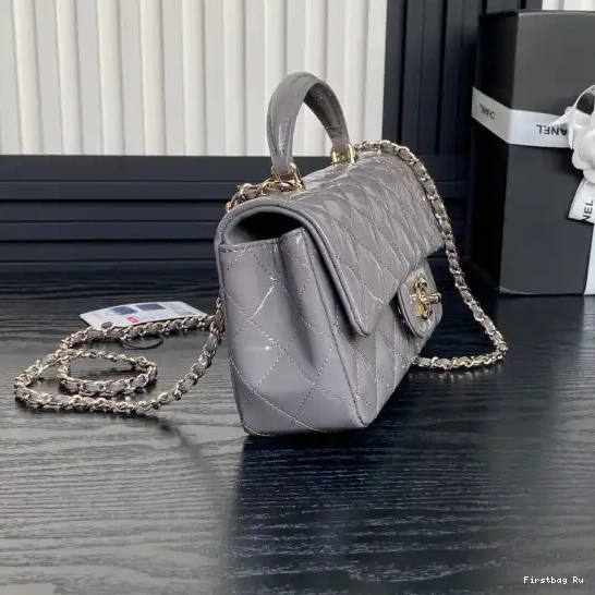 First Bag Ru CHANELassic Handle Handbag With CHANEL Top Mini 0513
